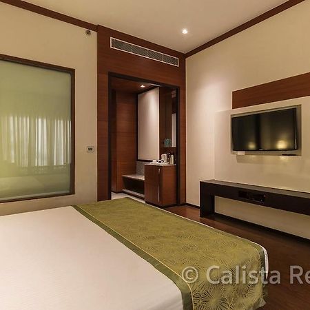 Calista Resort Delhi  Eksteriør billede