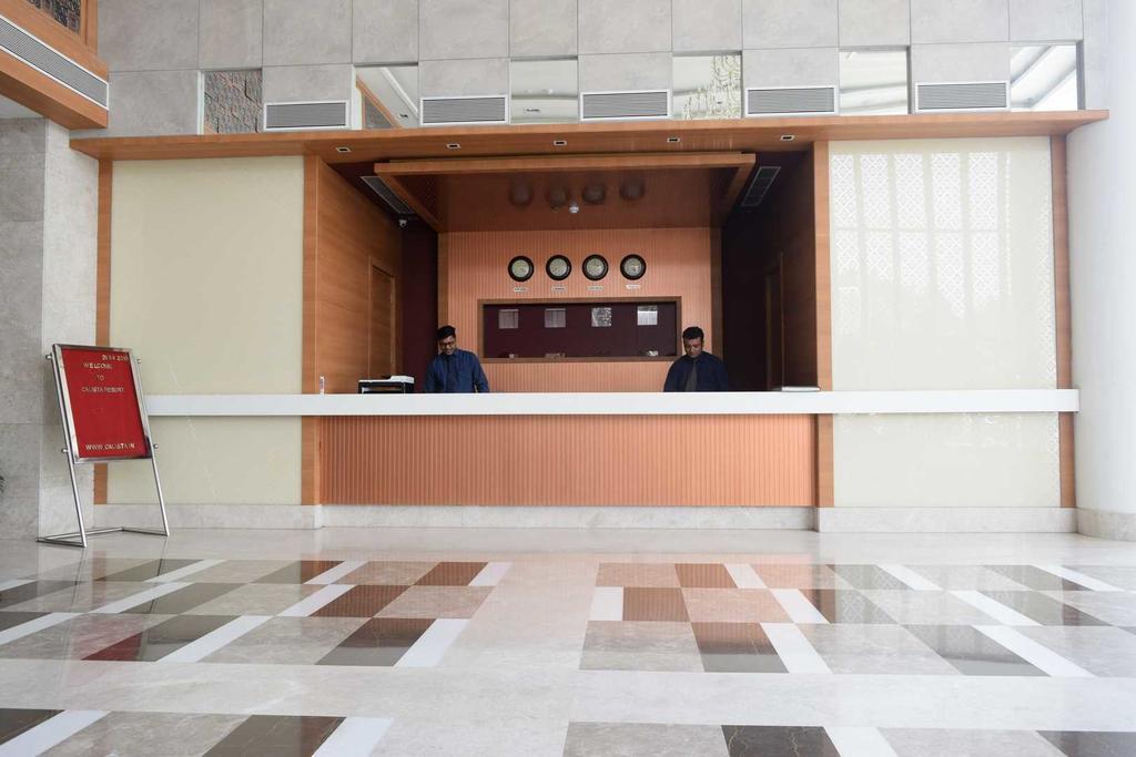 Calista Resort Delhi  Eksteriør billede