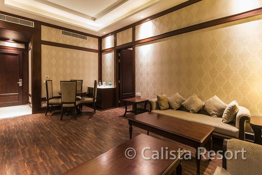 Calista Resort Delhi  Eksteriør billede